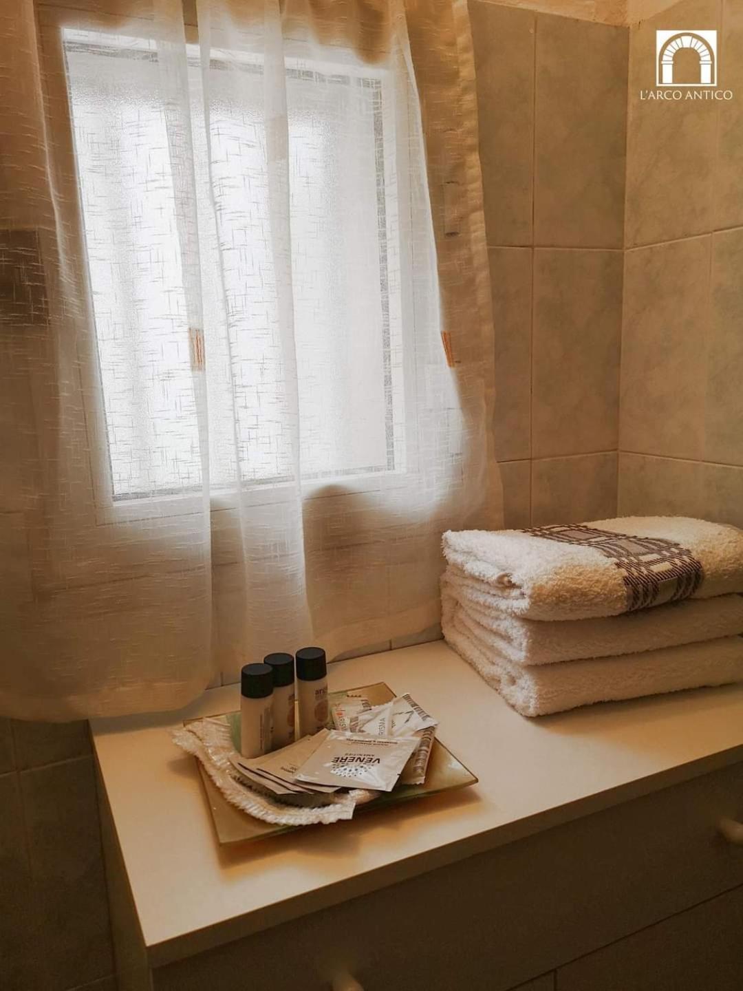Arco Antico Hotel Grassano Eksteriør billede